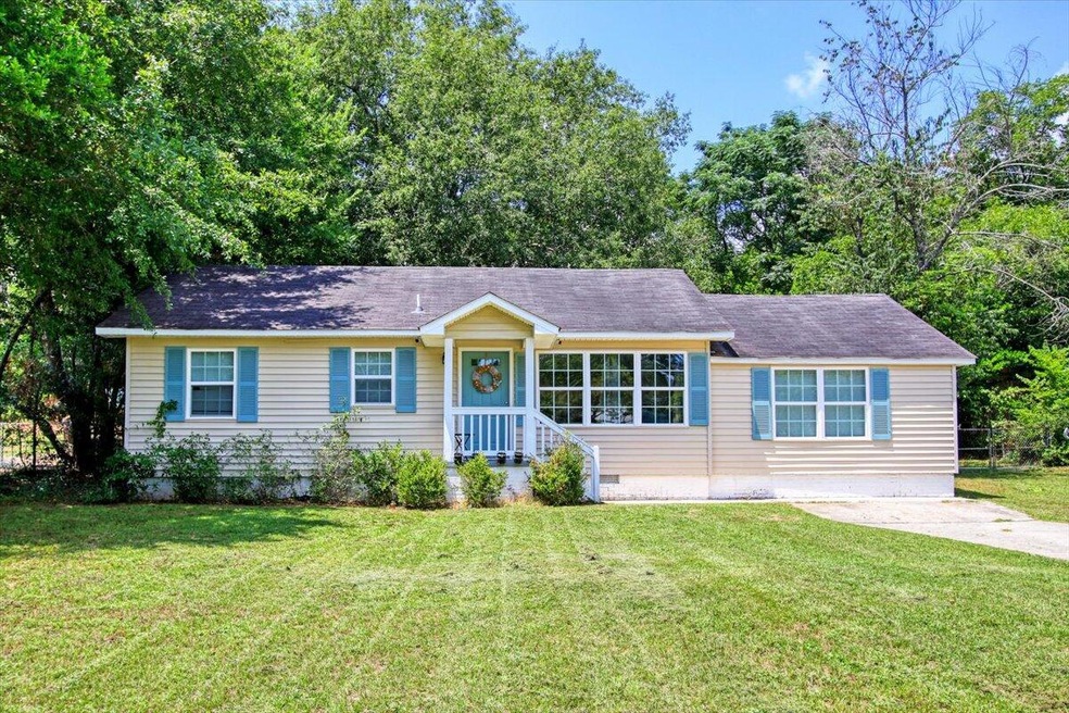01-3102 Westmont Dr-1