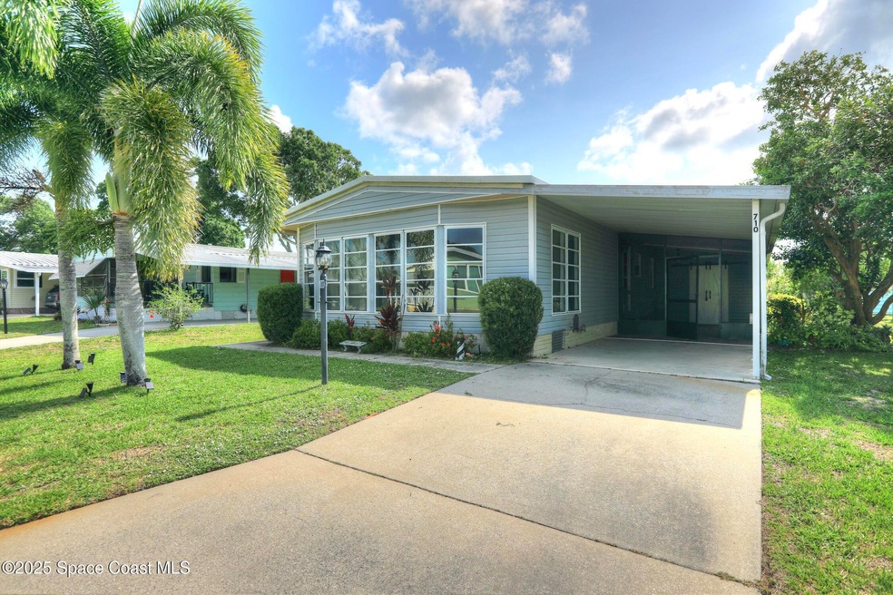 710 Hyacinth Cir, Sebastian, FL 32976 - photo 1