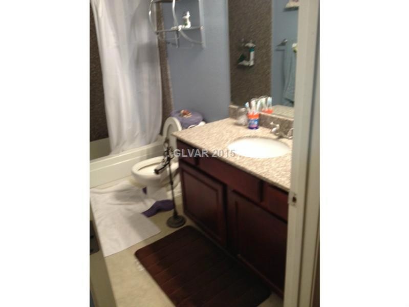 5260 River Glen Dr Build 125 unit 262, Las Vegas, NV 89103 - photo 1