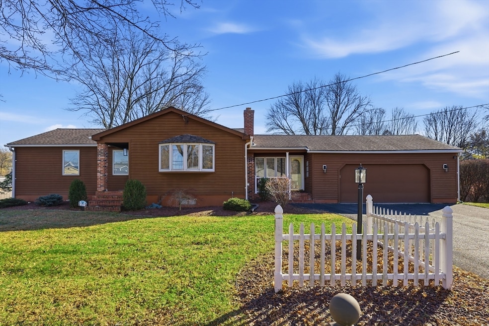 23 Peros Dr, Agawam, MA 01001 - photo 1