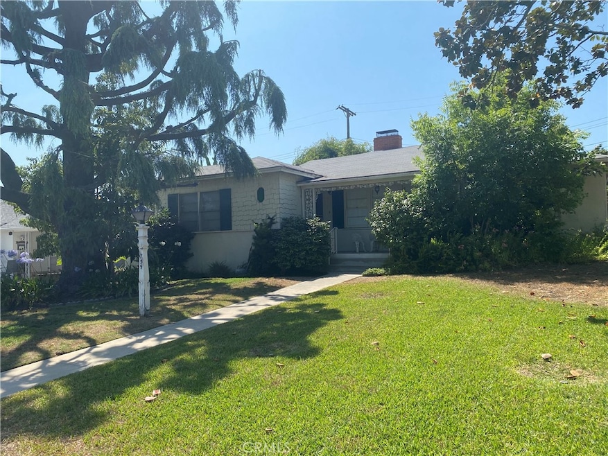 Sold $1,140,000 • Co-Listing Agent