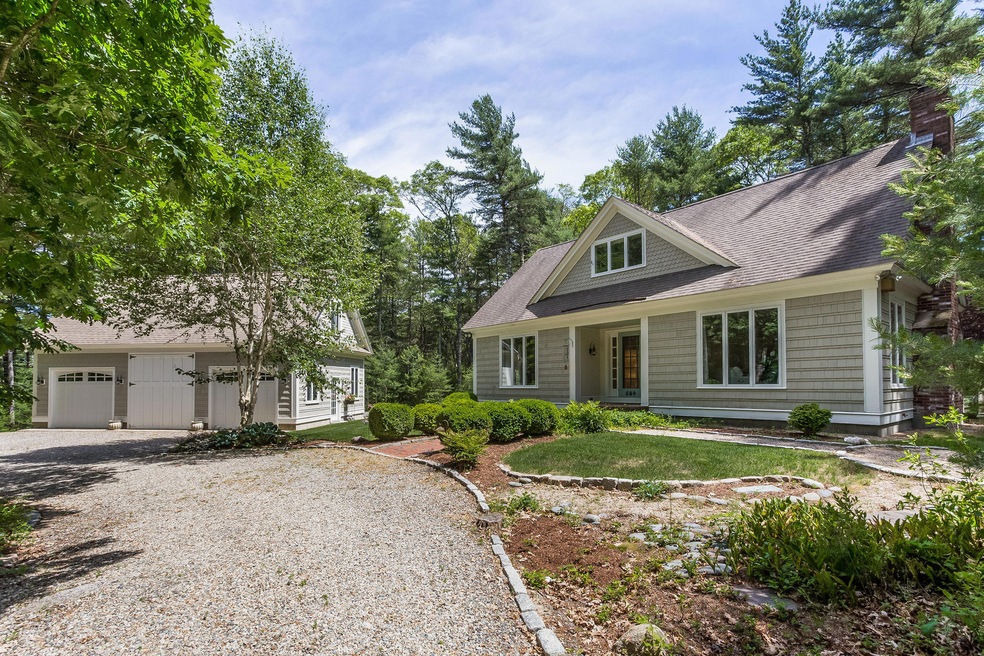 584 Delano Rd, Marion, MA 02738 - photo 1