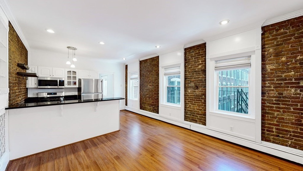 84 Prince St unit 3D, Boston, MA 02113 - photo 1