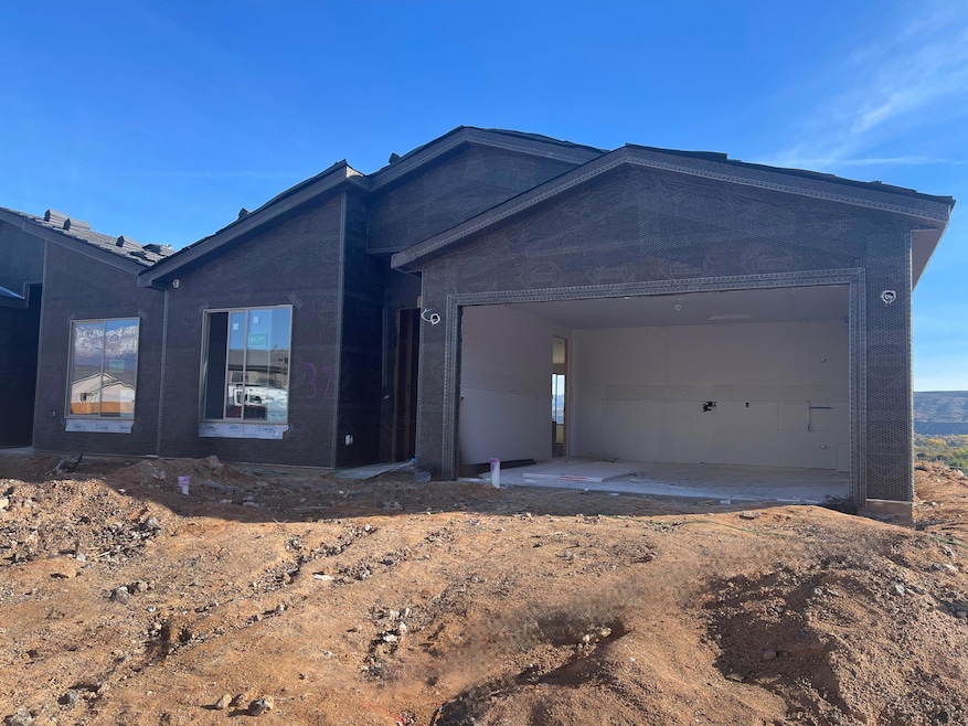 2032 W 320 S unit 37, Hurricane, UT 84737 - photo 1