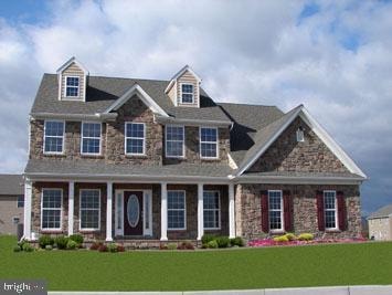 203 Fallowfield Dr, Leola, PA 17540 - photo 1