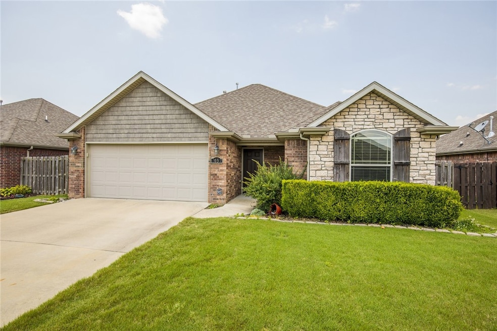 3057 N Azure Ave, Fayetteville, AR 72704 - photo 1