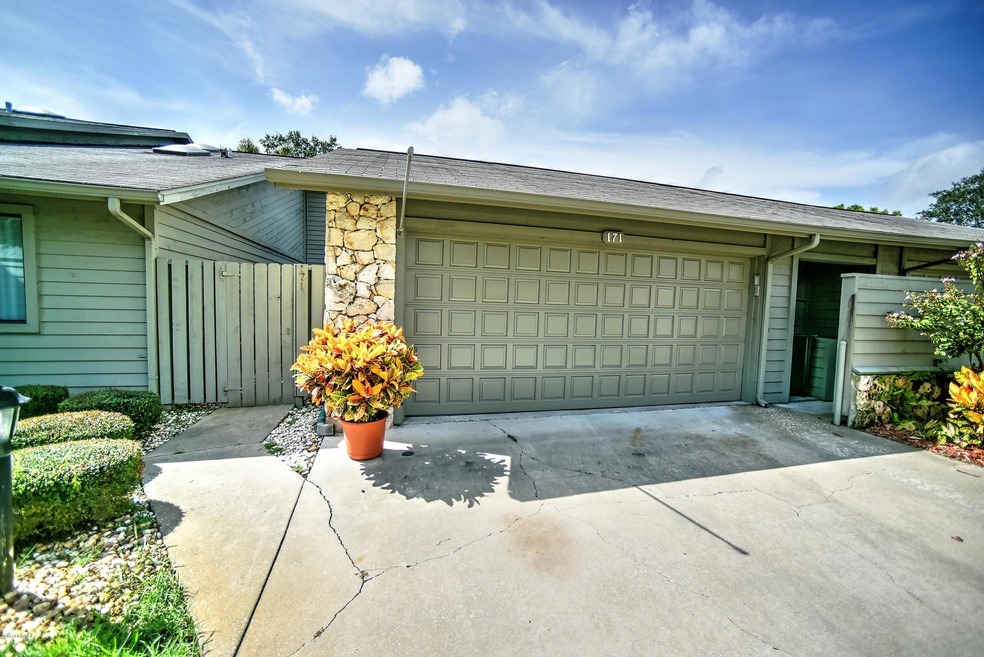 Deer Lake Circle-61