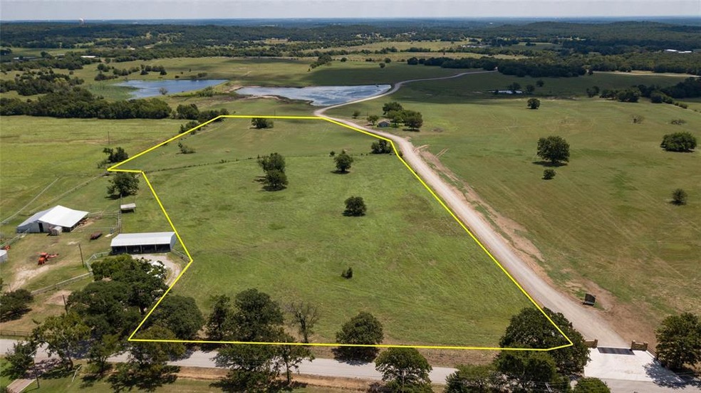 Lot 5 Cr 2121, Gainesville, TX 76240 - photo 1