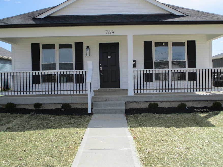769 E Pearl St, Whiteland, IN 46184 - photo 1