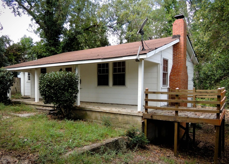 214 Riley Ave, Macon, GA 31204 - photo 1