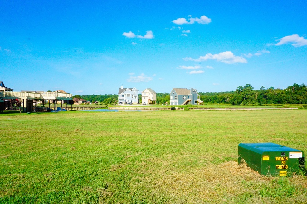 75 and 77 Cypress Bend, Huntsville, TX 77340 - photo 1