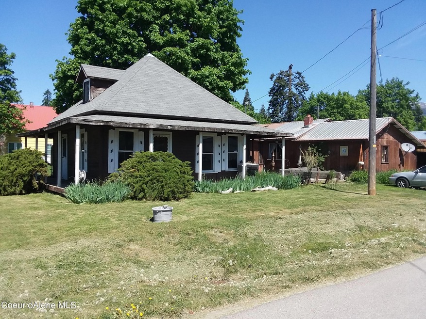 403 Cedar St, Clark Fork, ID 83811 - photo 1