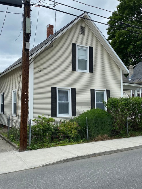 31 Williams St, Bellows Falls, VT 05101 - photo 1