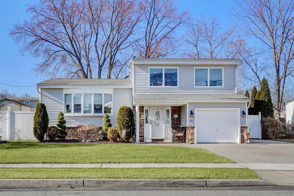 01-Front of Home