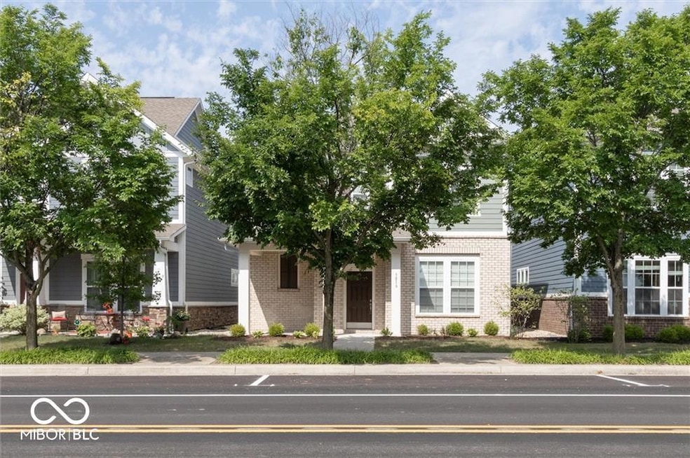 5816 Wheeler Rd, Indianapolis, IN 46216 - photo 1