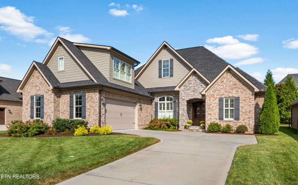 Brick, Stone & Hardiplank Construction