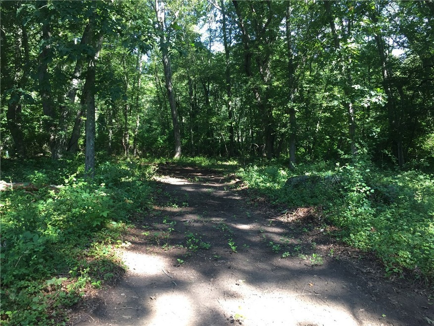 181 Poppasquash Rd, Bristol, RI 02809 - photo 1