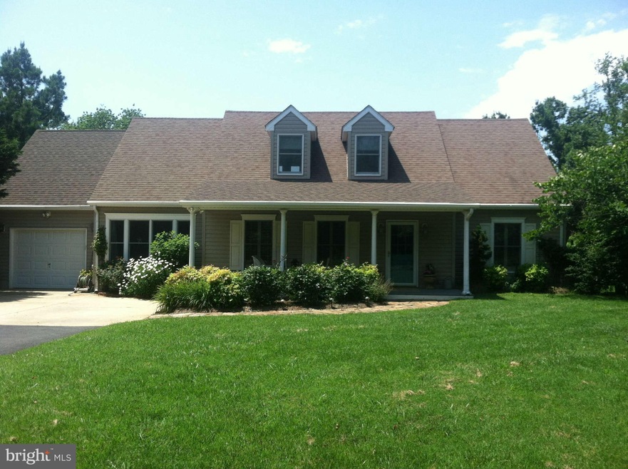 208 Columbia Ln, Stevensville, MD 21666 - photo 1