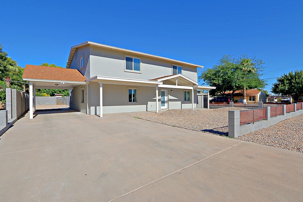 2001 N 29th Place, Phoenix, AZ 85008 - photo 1