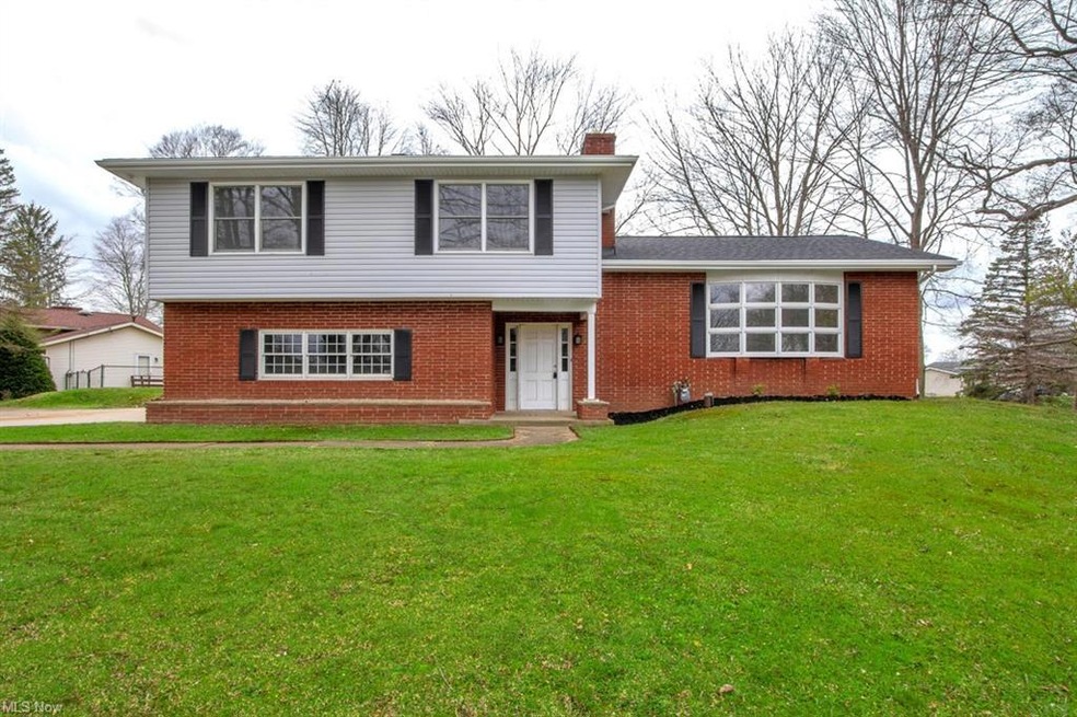 Welcome to 6969 Stonecreek Ave NE...........:)