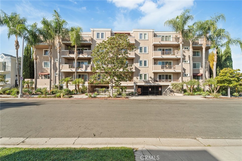 4533 Vista Del Monte Ave unit 102, Sherman Oaks, CA 91403 - photo 1