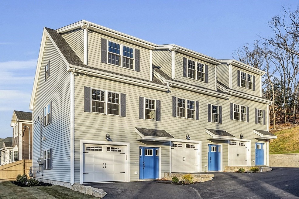 Sold $590,000 • Co-Listing Agent