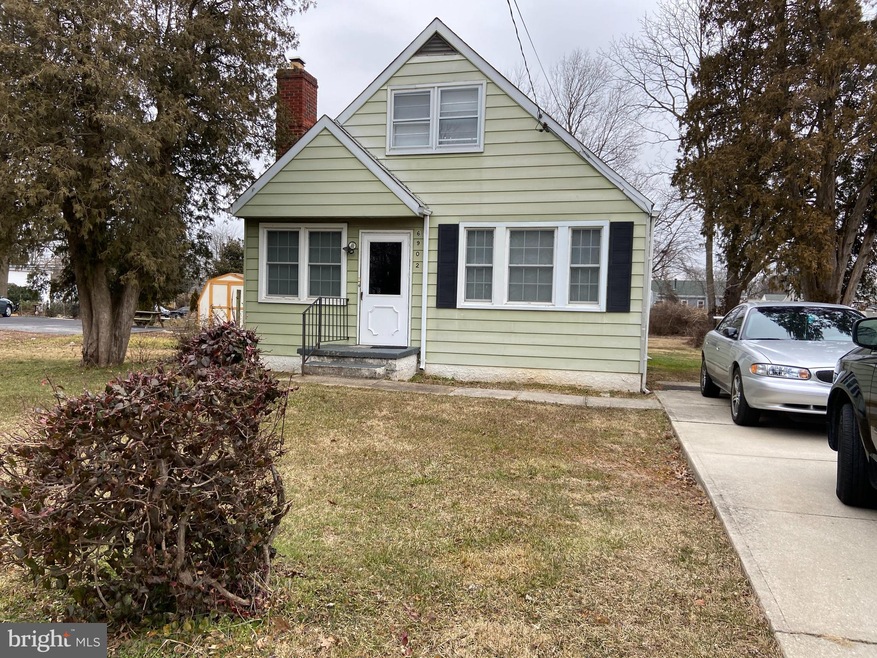 6902 Carl Ave, Gwynn Oak, MD 21207 - photo 1