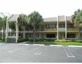 612 Meadows Cir unit 612, Boynton Beach, FL 33436 - photo 1