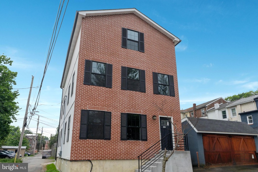 Sold $500,000 • Co-Listing Agent