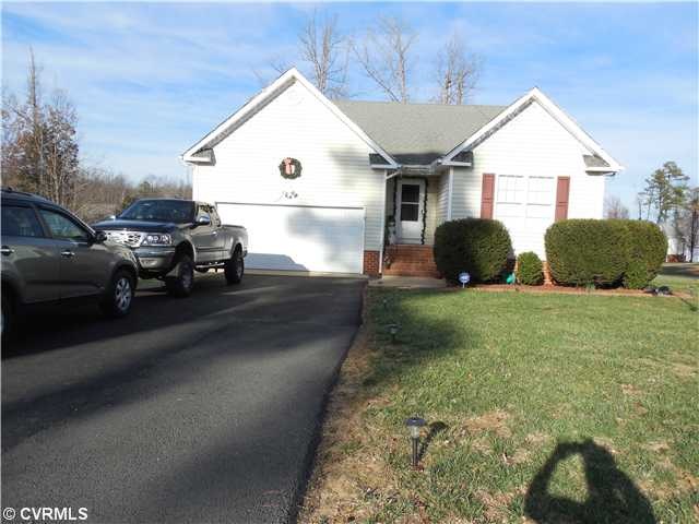 Exterior Front - Immaculant Home With Alergy & Ger