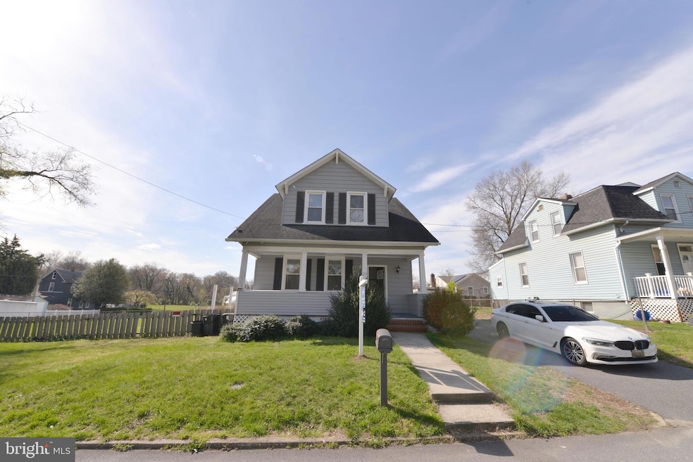 29 Fourth Ave, Halethorpe, MD 21227 - photo 1