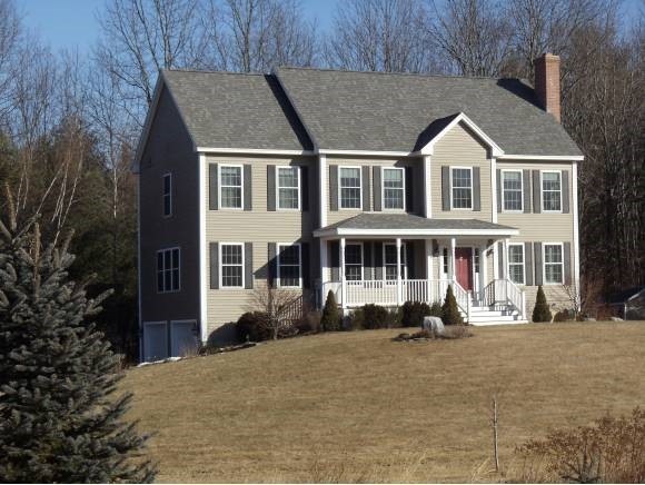 9 Fox Hollow Dr, Newmarket, NH 03857 - photo 1