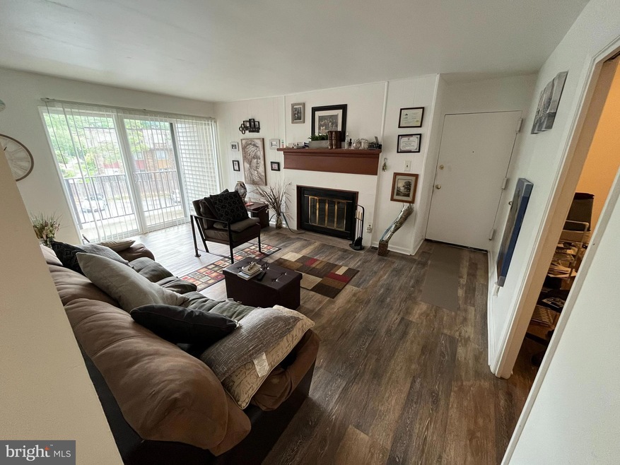 100 Duvall Ln, Gaithersburg, MD 20877 - photo 1