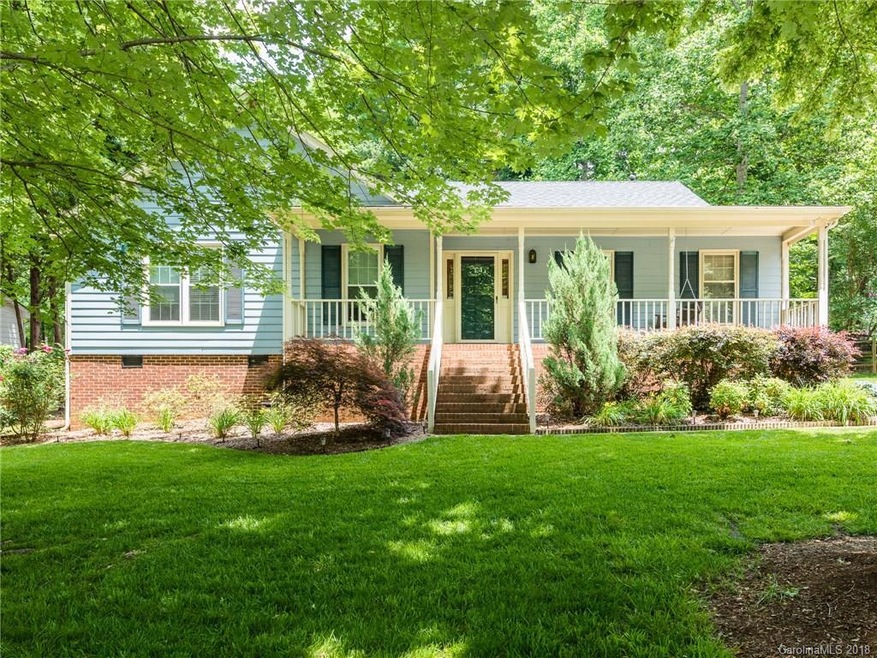 9109 Twin Trail Dr, Huntersville, NC 28078 - photo 1