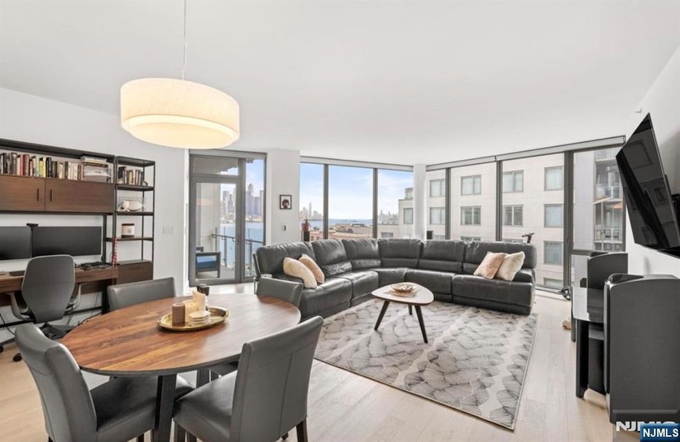 For Rent $6,500/month