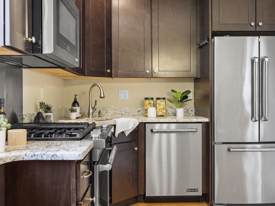 21 Atwood Square unit 2, Jamaica Plain, MA 02130 - photo 1