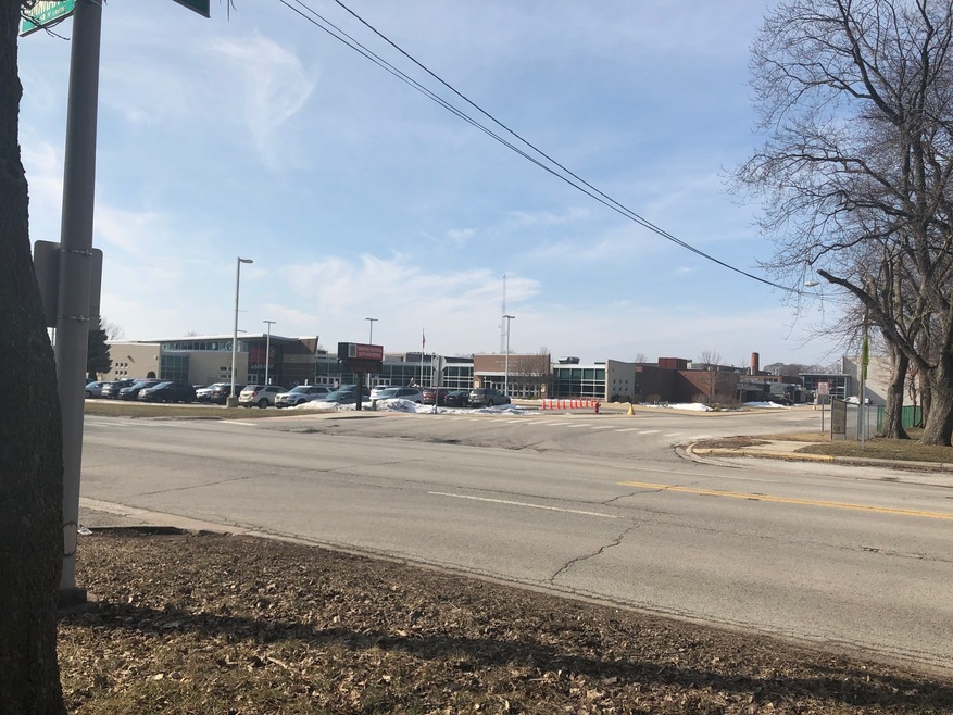 18441 Burnham Ave, Lansing, IL 60438 - photo 1