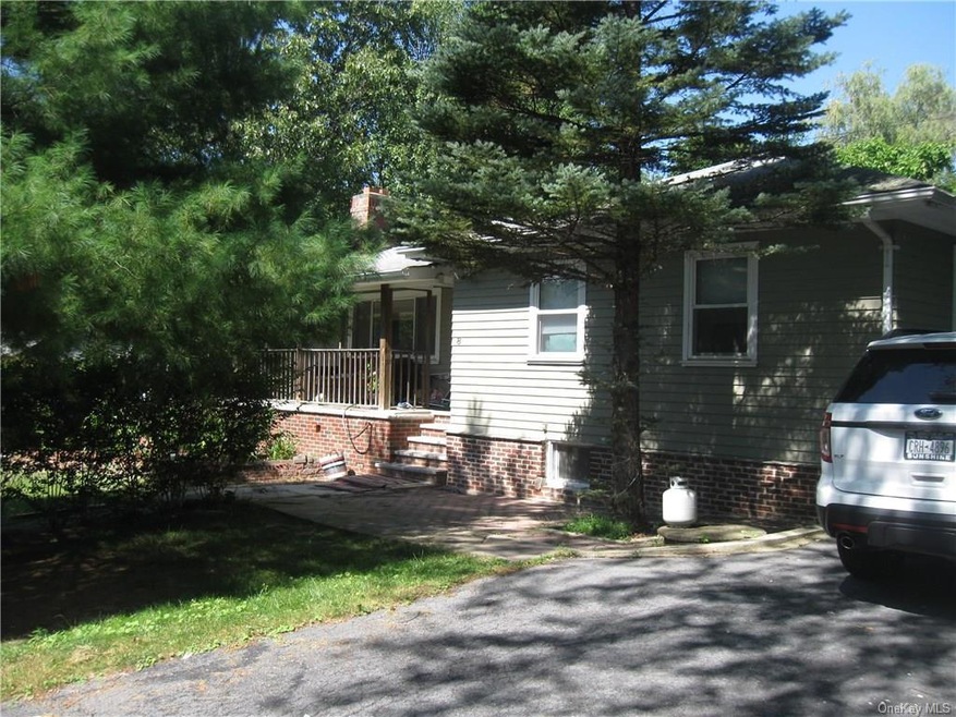 8 2nd St, Highland Mills, NY 10930 - photo 1