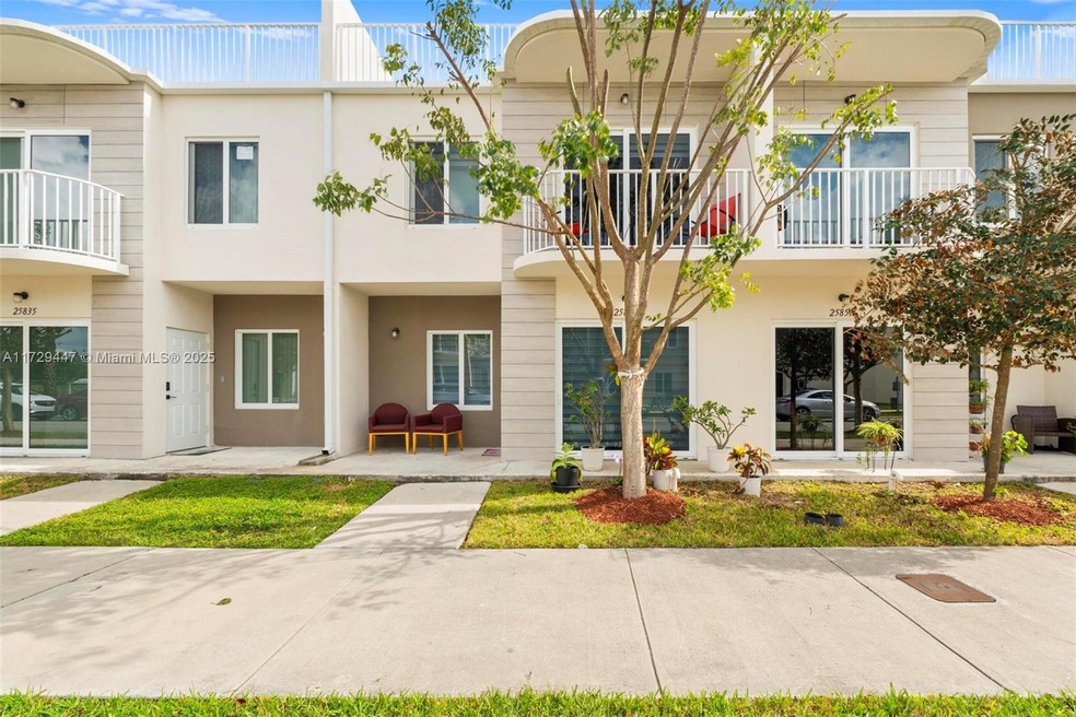 25843 SW 144th Ct unit 25843, Princeton, FL 33032 - photo 1