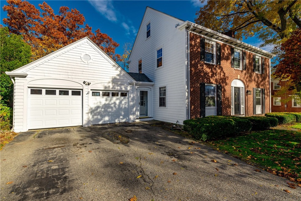 16 Dryden Ave, Pawtucket, RI 02860 - photo 1