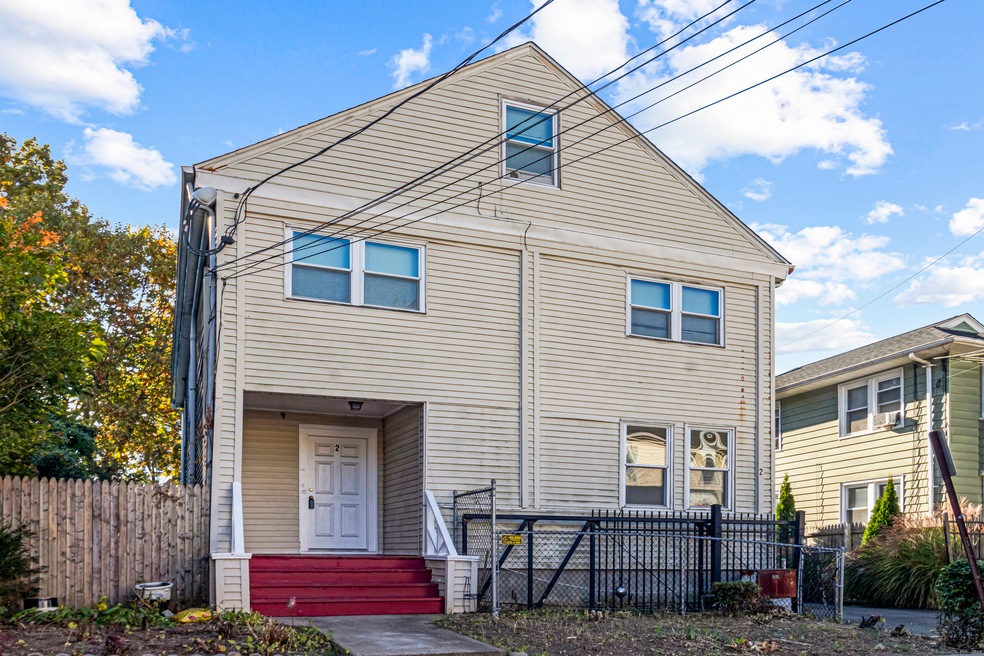 2 Washington Ct unit 12, Stamford, CT 06902 - photo 1