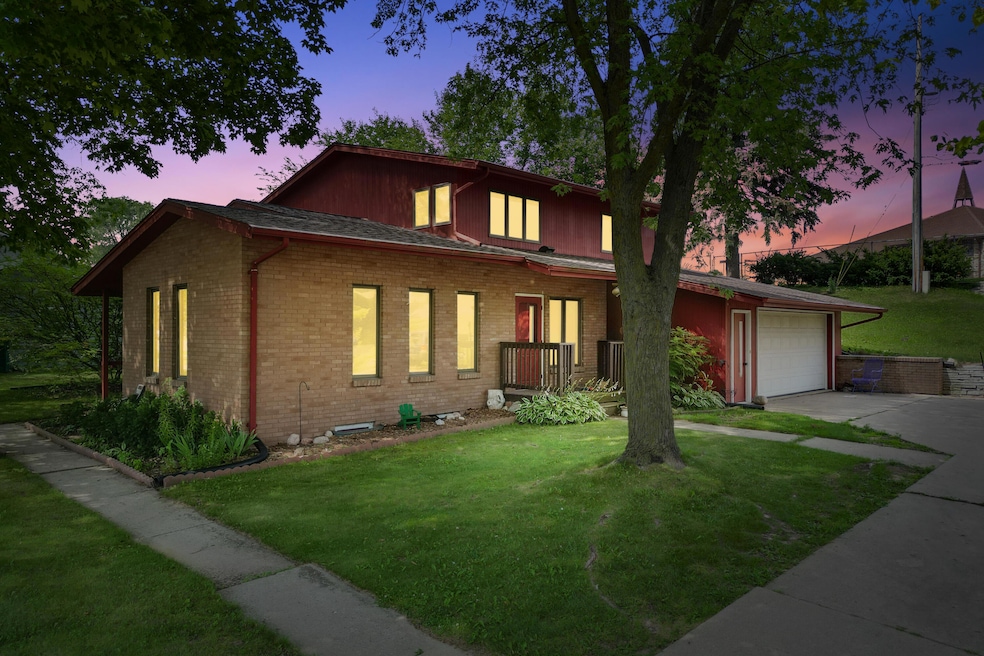 780 Eastern Ave-1