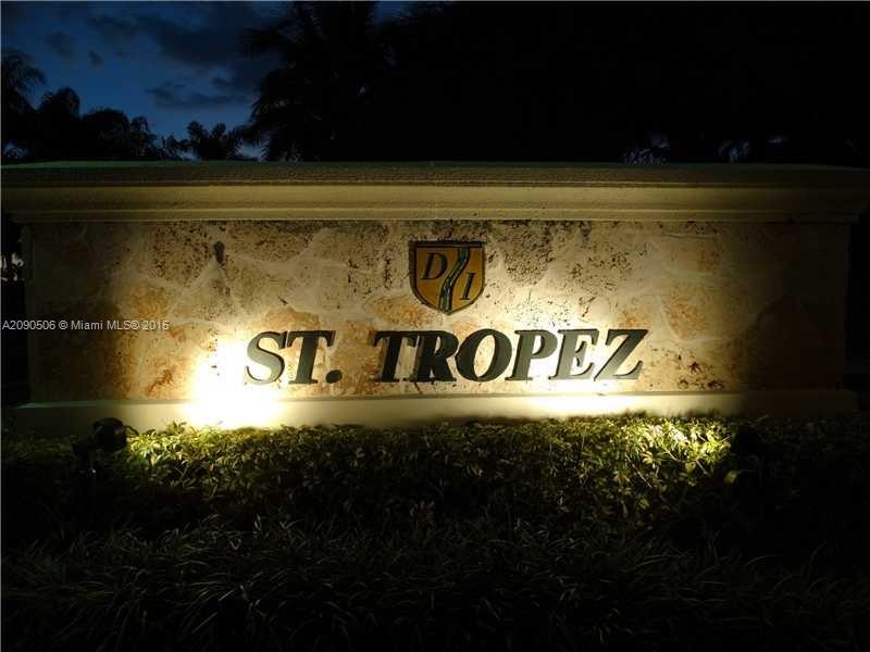 6871 NW 107th Ct, Doral, FL 33178 - photo 1