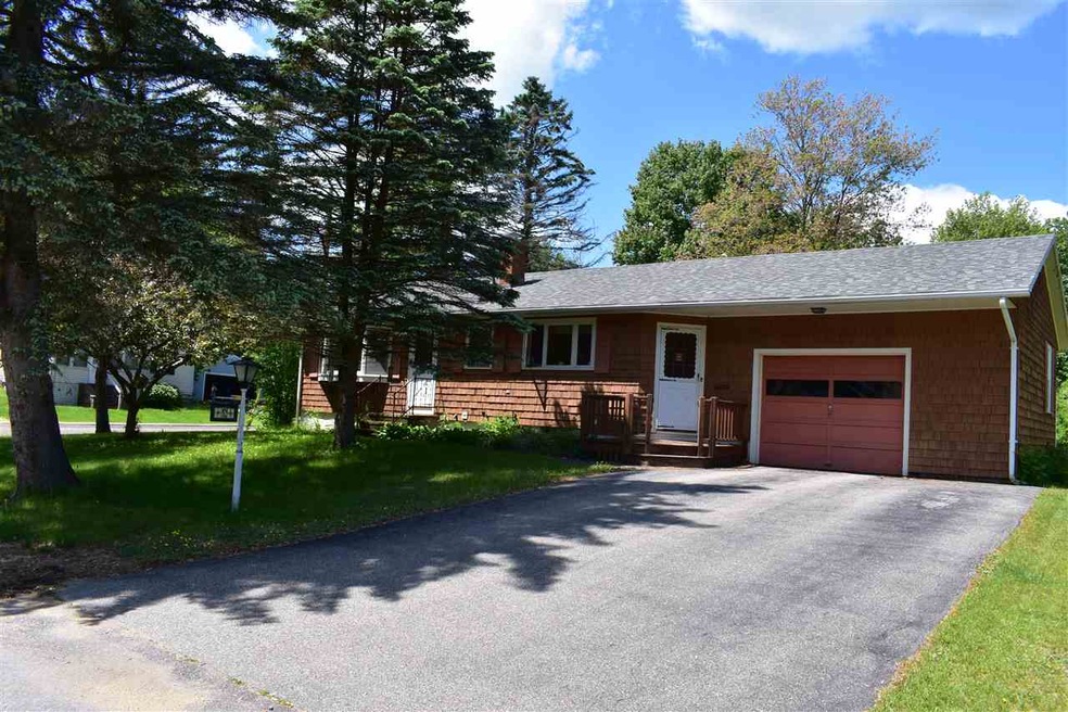 2 Spruce St, Tilton, NH 03276 - photo 1