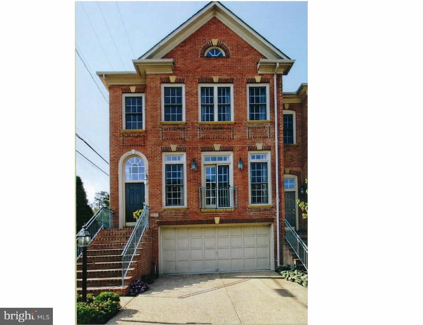 8021 Kidwell Hill Ct, Vienna, VA 22182 - photo 1