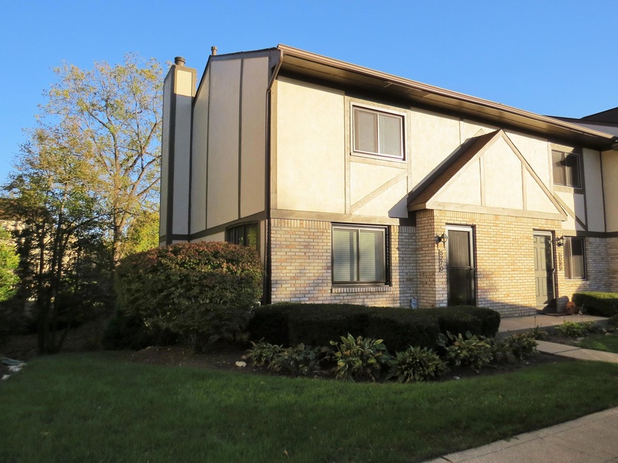 2 Story End Unit Condo