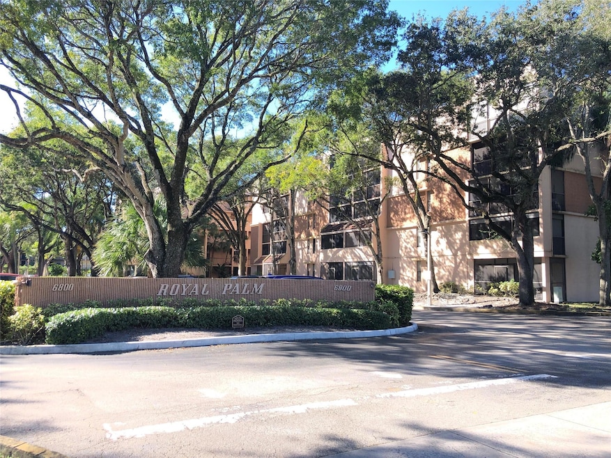 The Royal Palm at Plantation unit 511, Plantation, FL 33317 - photo 1