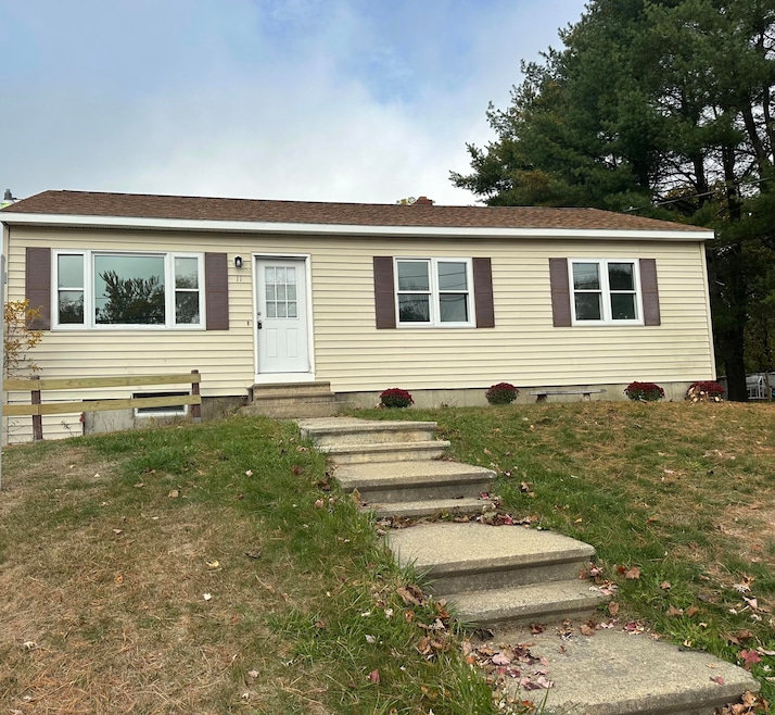 11 Jans Blvd, Lewiston, ME 04240 - photo 1