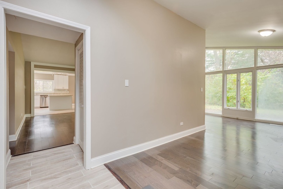 735 Cumnock Rd, Olympia Fields, IL 60461 - photo 1