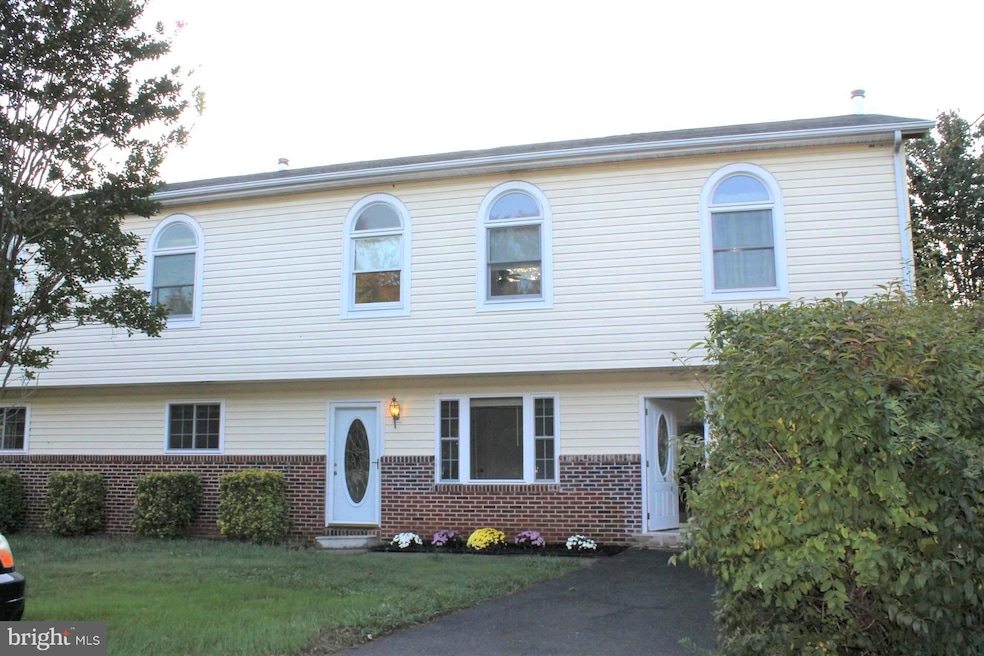 8934 Satyr Hill Rd, Parkville, MD 21234 - photo 1